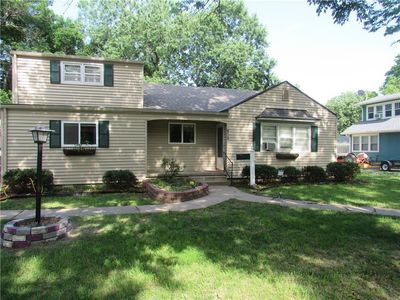 823 S Willow St, Ottawa, KS, 66067