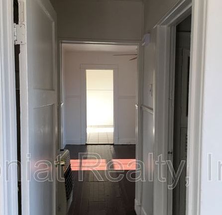 5th image of 4501 Baudin St