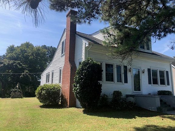 5th image of 1209 W End Dr