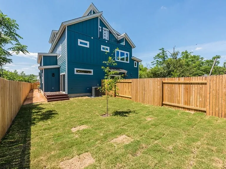 1179 Springdale Rd #B — Photo 15