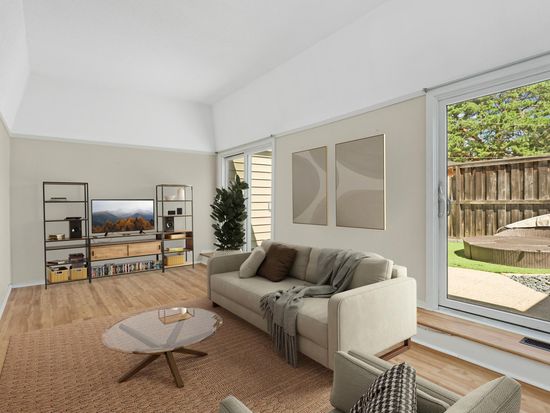 6401 Colony Way APT 1D, Edina, MN 55435