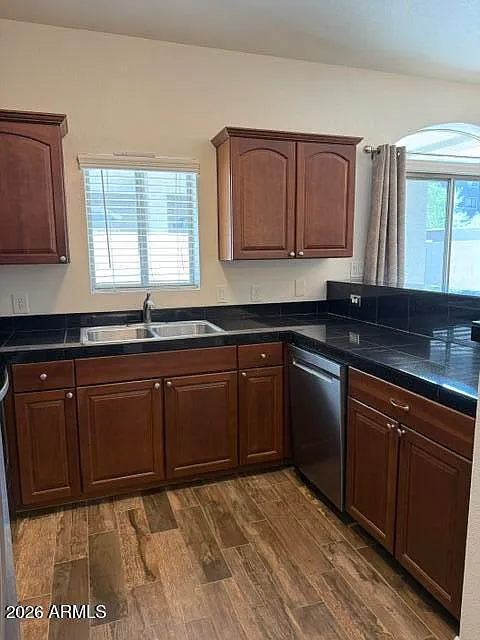 2 bed, 2.5 bath, 1161 sqft, $1,950 — Photo 4
