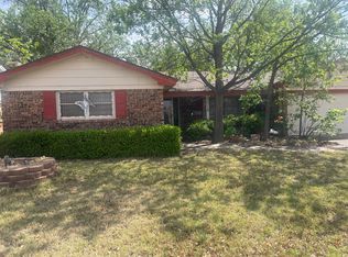 3013 66th St, Lubbock, TX 79413