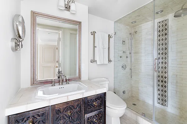 Sold by Compass | media 8