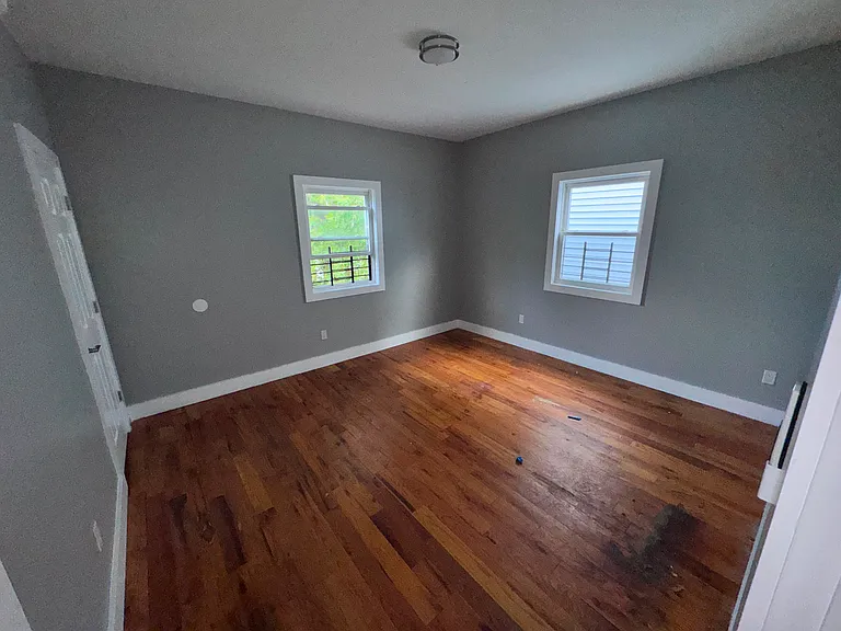 38 Tillinghast St #3RR — Photo 4