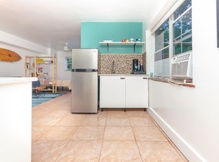 950 NE 123rd St, North Miami, FL 33161