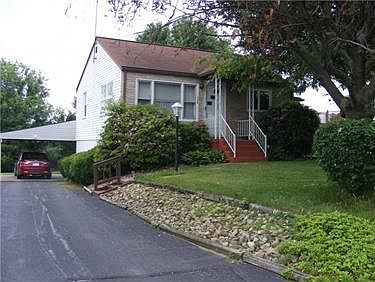 1st image of 106 Vanessa Dr