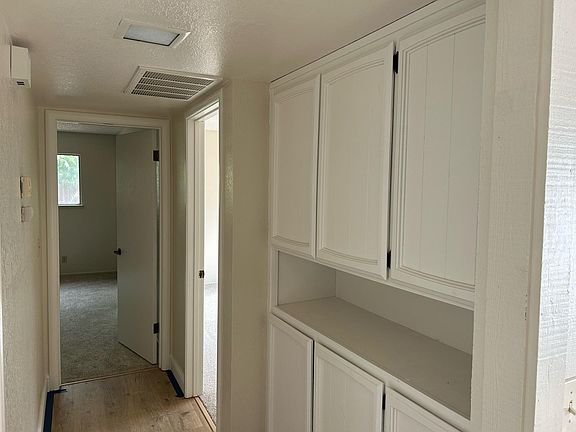 5th image of 1710 Avondale Ave