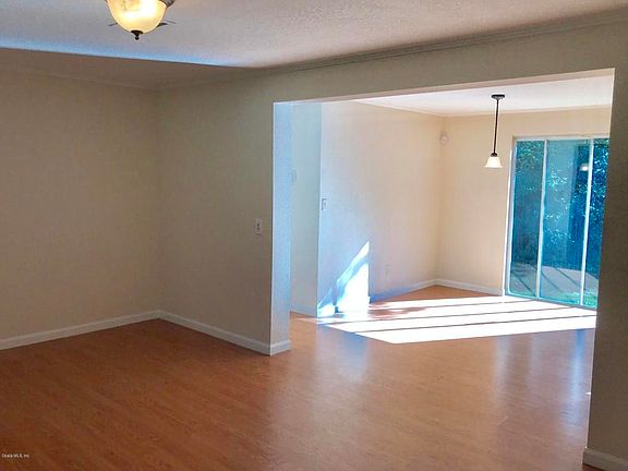 3rd image of 323 NE 39th Ave