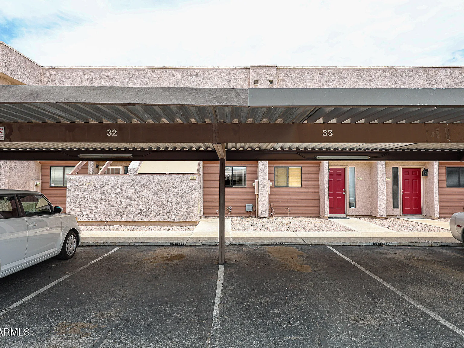 2 bed, 2.5 bath, 1056 sqft, $2,000 — Photo 3