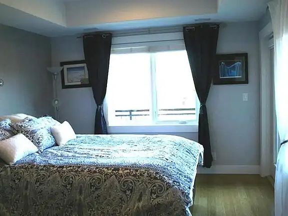 4th image of 1405 Springhill Dr #1202