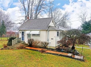 728 Potic Dr, Leavittsburg, OH 44430