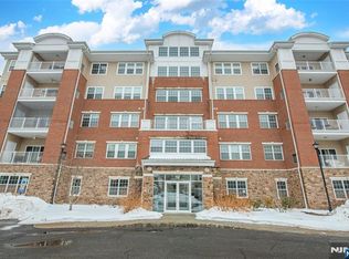 10323 Warrens Way, Wanaque, NJ 07465