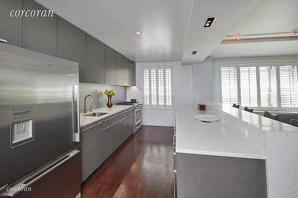 Sold by Corcoran | media 2