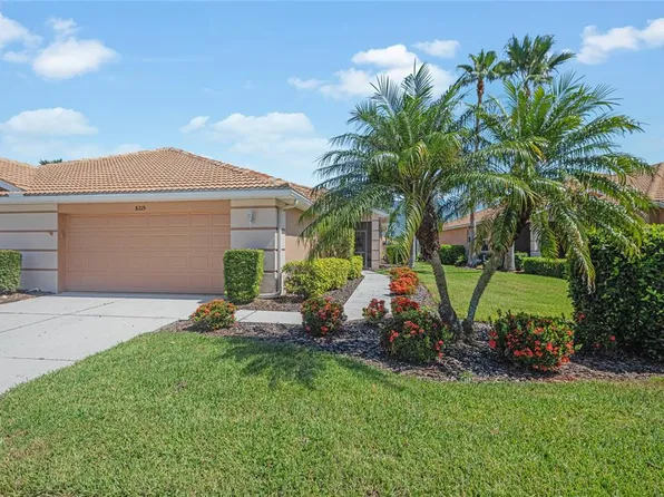 8215 Summer Greens Ter, Bradenton, FL 34212