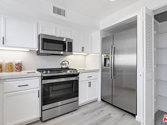4th image of 13200 Pacific Promenade APT 410