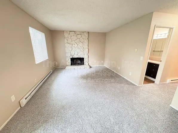 17890 SW Alexander St #7, Aloha, OR 97003