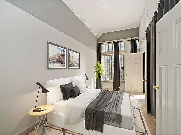 4th image of 1839 Larkin St #1