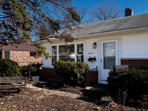 2nd image of 2814 Cardinal Dr