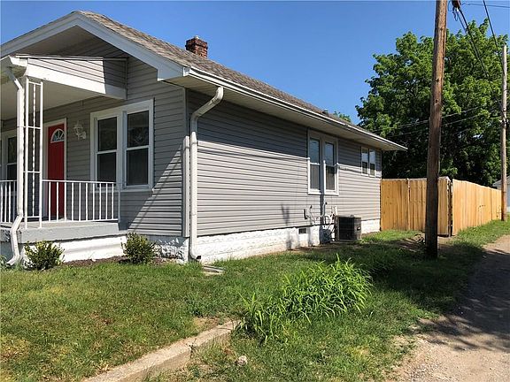 2nd image of 316 W 41st St