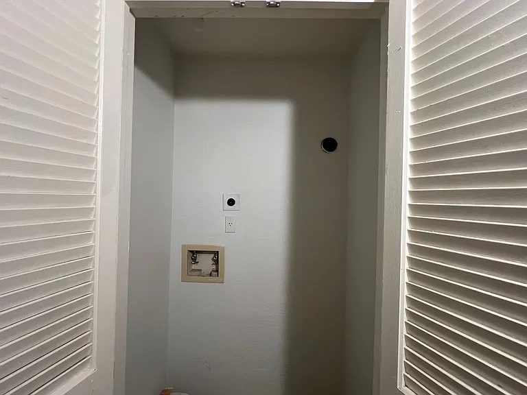 600 Del Verde Cir #2 — Photo 12