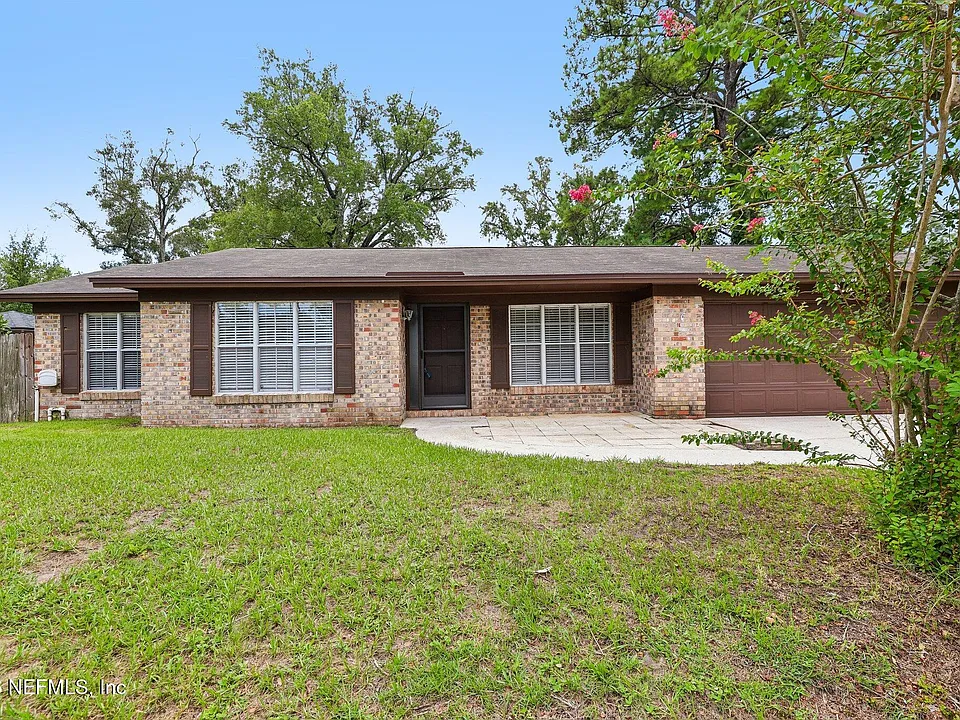 8364 Pointer Dr N
