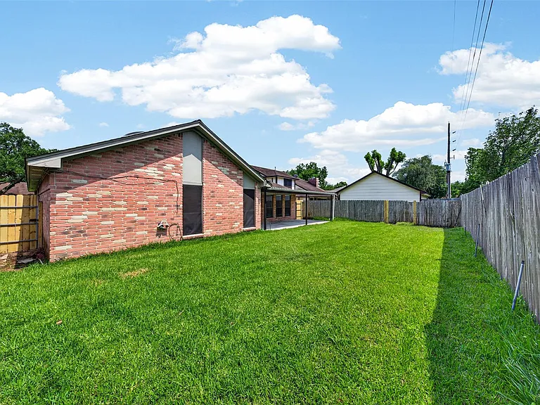 758 Rolling Mill Dr — Photo 40
