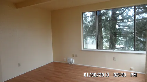 2428 E Grand Ave #3 Photo 1