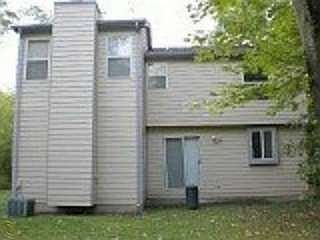 2nd image of 15930 Meadowood Ave