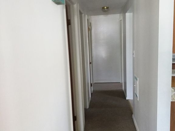 4th image of 51 Jeffrey Dr
