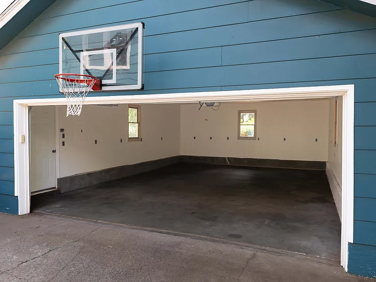 534 N Terrace Dr — Photo 32