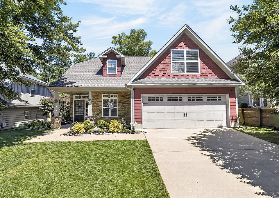 1st image of 1041 Red Maple Way