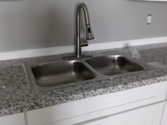 4th image of 4517 Skyview Dr