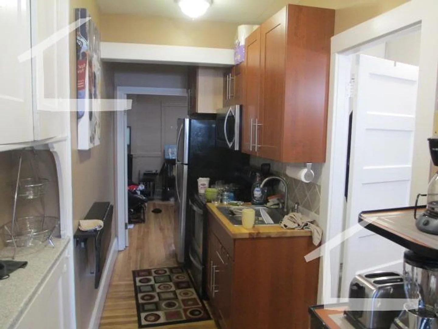 Large 2 bed unit in Kenmore Square right next to BU. — Photo 4