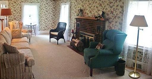 5th image of 317 Millbury Ave