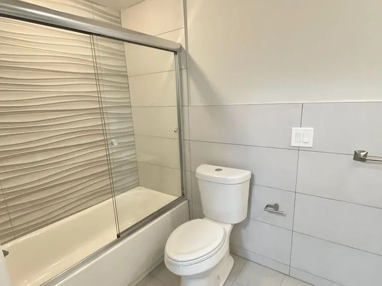 1111 N Old Woodward Ave #1 — Photo 16