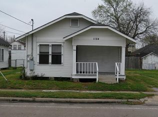 1124 W Cavalcade St, Houston, TX 77009