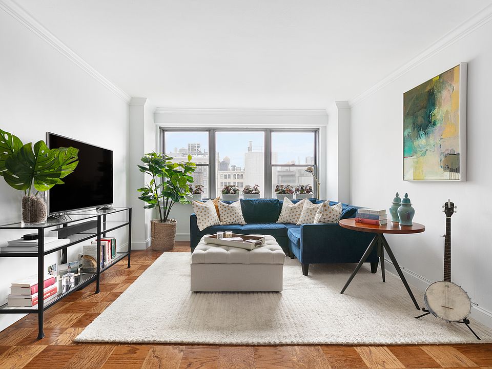 1st image of 10 W 15th St APT 1515