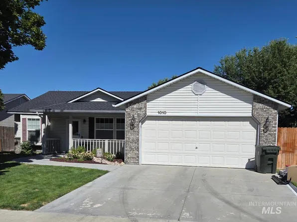 1010 N Adkins Ave, Meridian, ID 83642