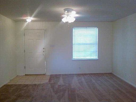 4th image of 304 Janis Mae Dr