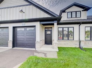 12 Washington St #103, Norwich, ON N0J 1P0