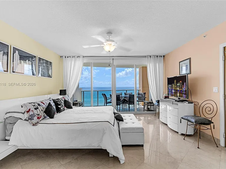1455 Ocean Dr #1106 — Photo 11