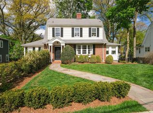 67 Echo Ln, Larchmont, NY 10538