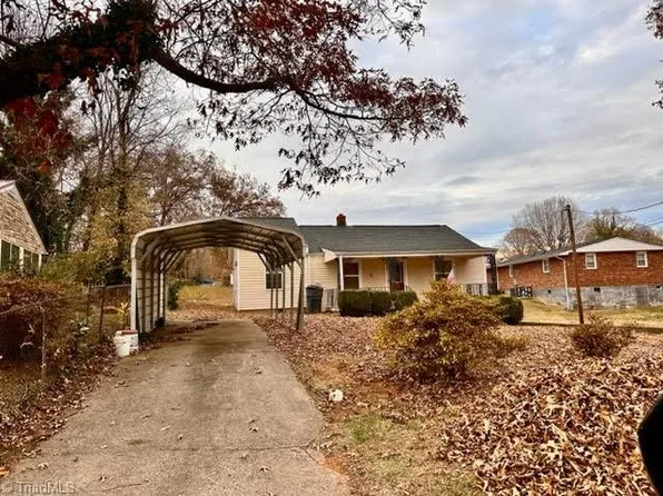 64 Circle Dr, Reidsville, NC 27320
