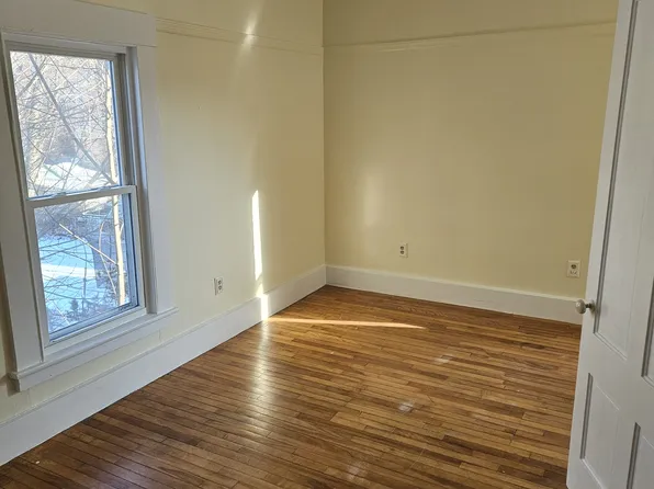 75 S State St, Concord, NH 03301