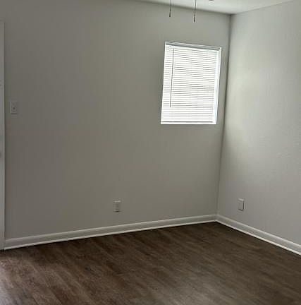 3rd image of 710 W McNeese St APT 13