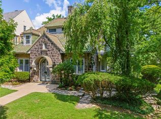 5391 Northumberland St, Pittsburgh, PA 15217