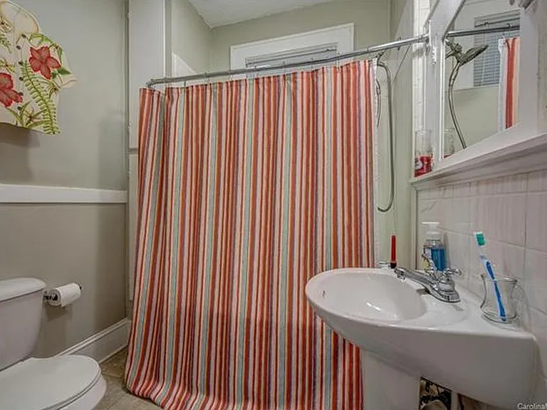 506 S Lee St — Photo 8
