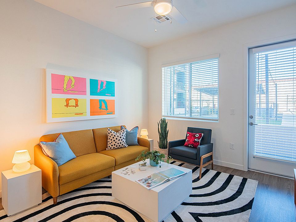 Nollie Living Room
