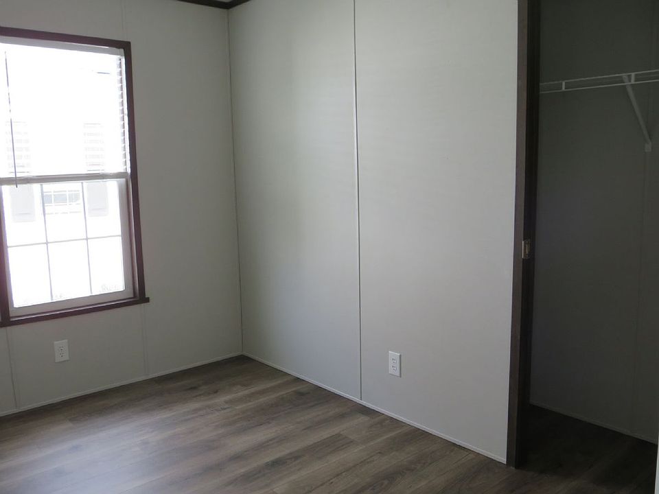 1218 White Oak W Jackson MI Zillow